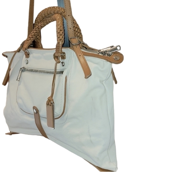 Gorgeous Gryson Leather Tote NWOT 😍 - Picture 6 of 11